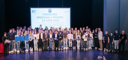 Naj športniki Kamnika za leto 2023 Lovro Planko in Maruša Mišmaš Zrimšek ter ekipa odbojkaric Calcit Volleya (51)